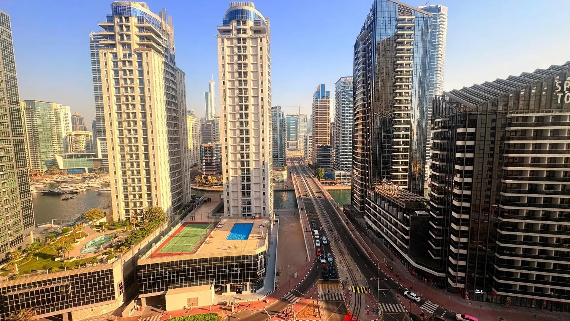 Route 66 Beach Hostel Dubai