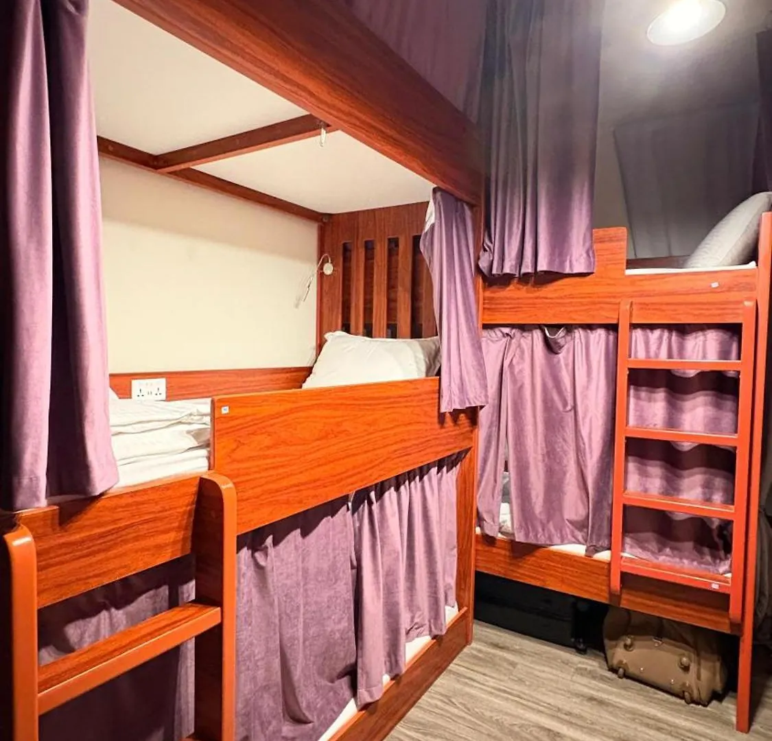Route 66 Beach Hostel Dubai Capsule hotel