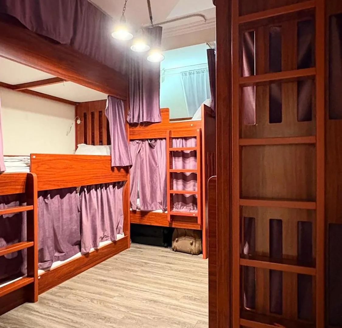 Route 66 Beach Hostel Dubai